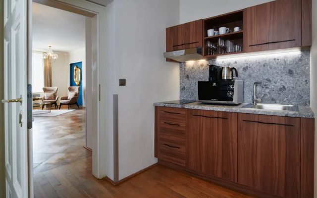 Golden Angel Suites by Adrez Living