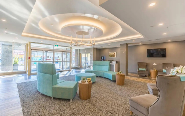 Vittoria Hotel and Suites