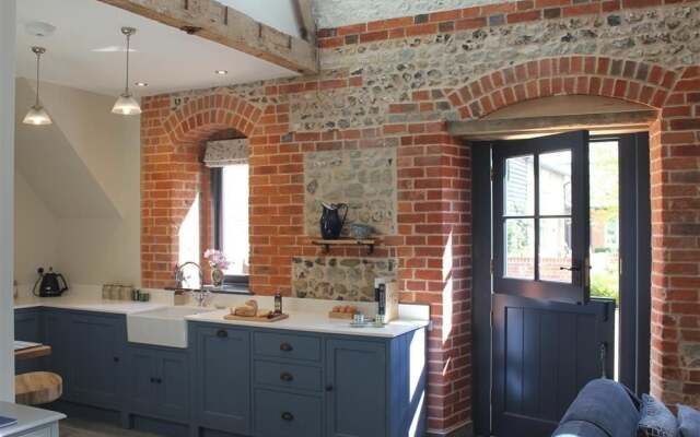 The Stable, Broadchalke