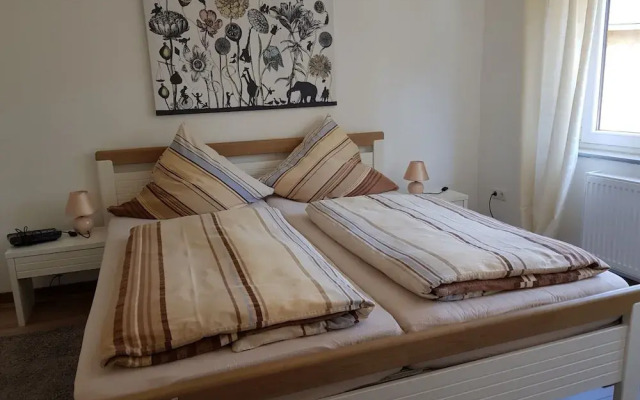 Holiday Home With 2 Bedrooms and Private Garden