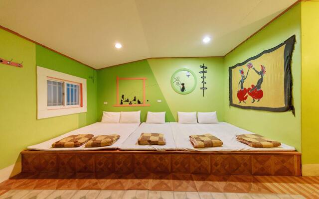 Sea of the World Bed and Breakfast