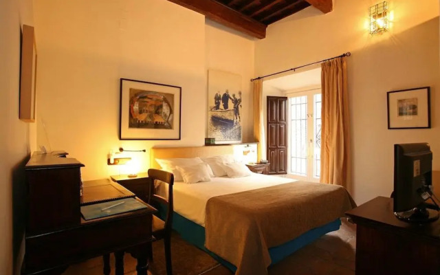 El Ladron de Agua Palacete