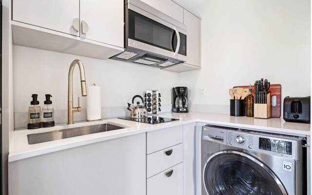 Roami at The Carmela