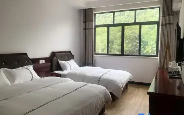 Linyun Shanju Guesthouse