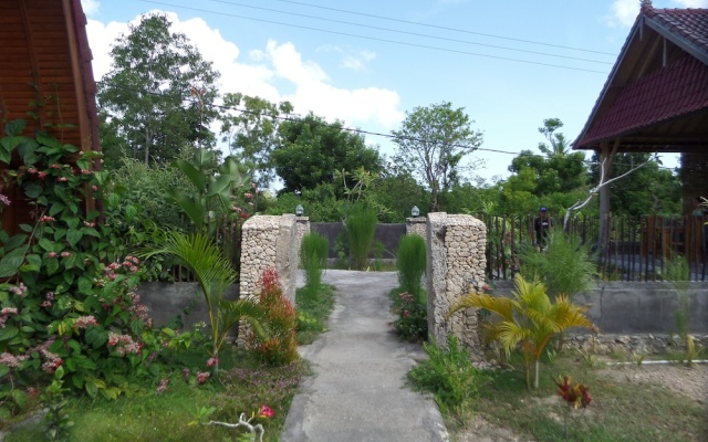 Penida Stone Hill – Outside – Nusa Penida
