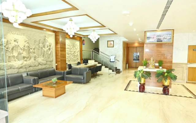 Hotel Simran Heritage – Lobby – Raipur