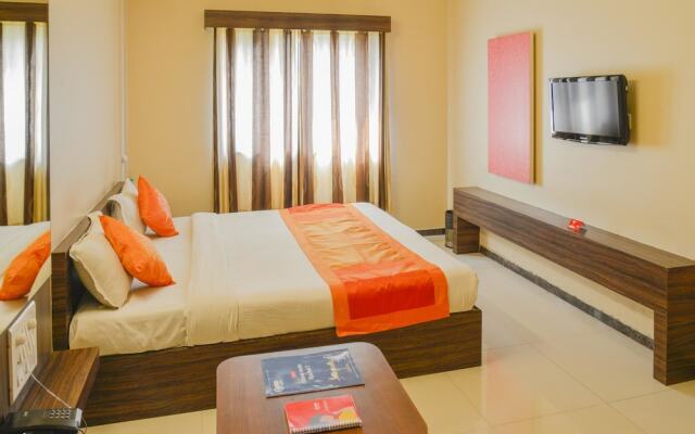 OYO 4316 Hotel Sai Empire