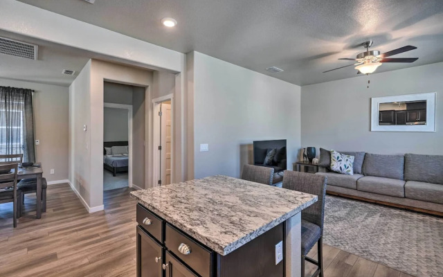 Pet-friendly Elk Grove Retreat w/ Balcony!