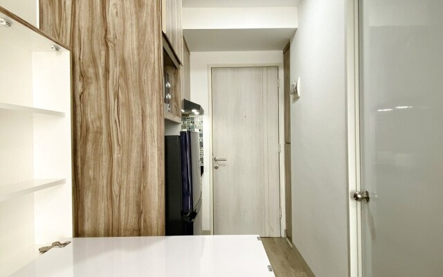 Homey And Compact Studio At Azalea Suites Apartment