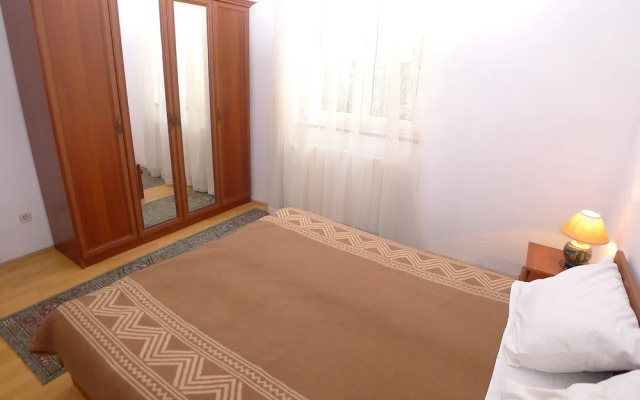 Apartment For Six Persons With Two Bedrooms Located 70M From Beach With Sea View