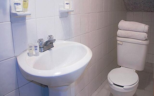 Hotel Aristos Aeropuerto