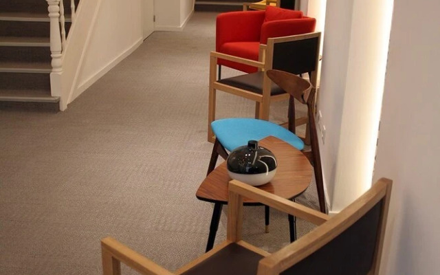 Day Off Suite&Hostel