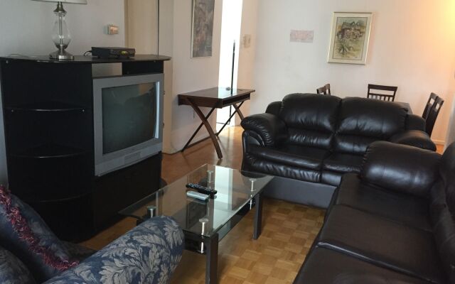 Toronto Furnished Living Sherbourne