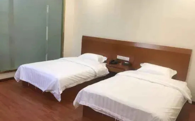 Huaibei Xiangfeng Hotel