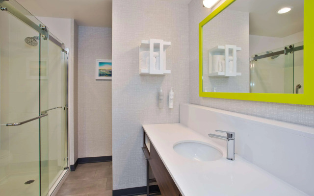 Hampton Inn By Hilton Paris
