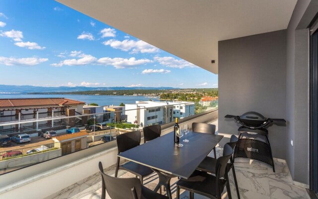 Amazing Apartment in Malinska With Wifi and 2 Bedrooms