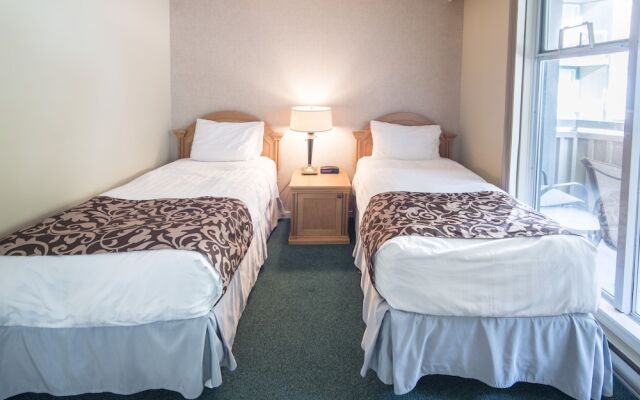 Woodrun Lodge
