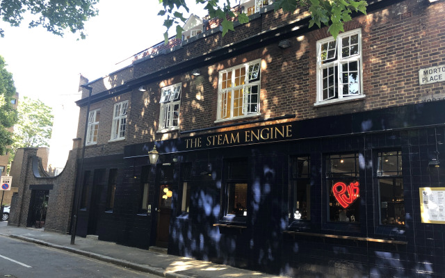 PubLove @ The Steam Engine - Hostel