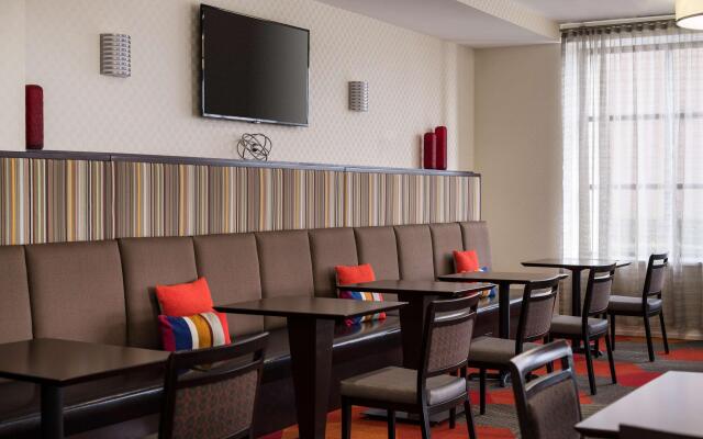 Homewood Suites by Hilton Anaheim-Main Gate Area