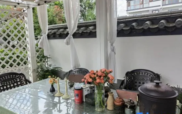 Yuanyuan Courtyard