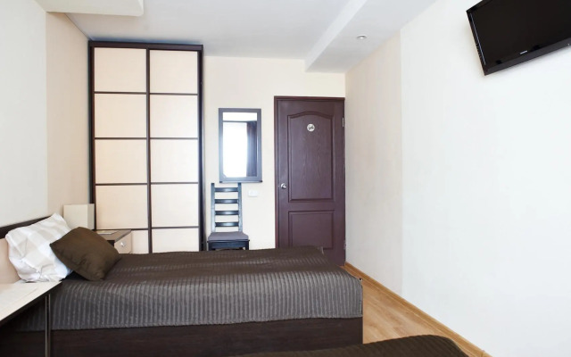 Truck House (Трак Хаус)