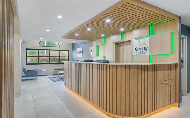 Quality Inn & Suites