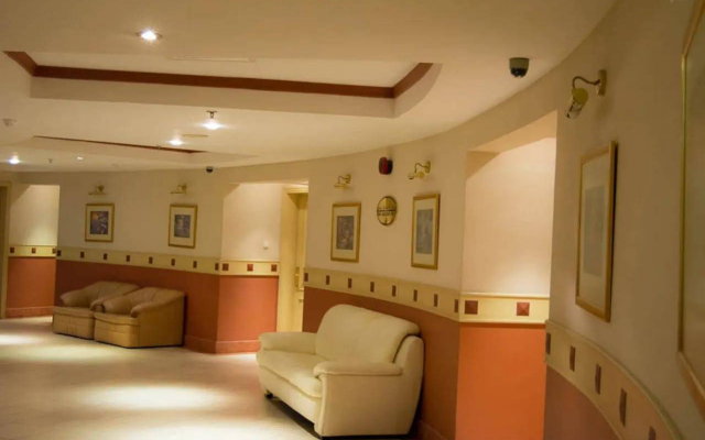 Days Hotel, Manama