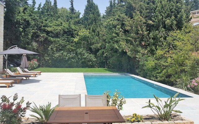 Le patio des Mimosas