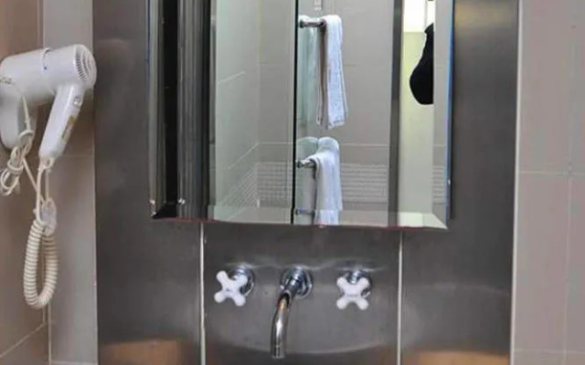 Motel 168 Wuxi Railway Station Branch