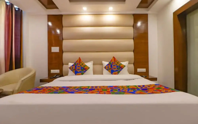 Fabhotel F9 Mall Road