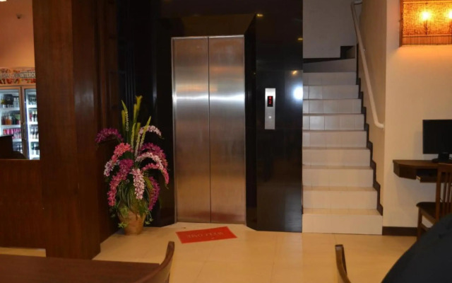 Arita House