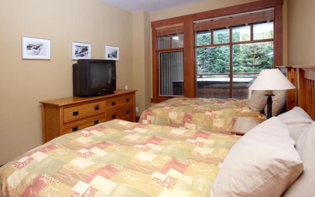 Aloha Whistler Accommodations - Creekside