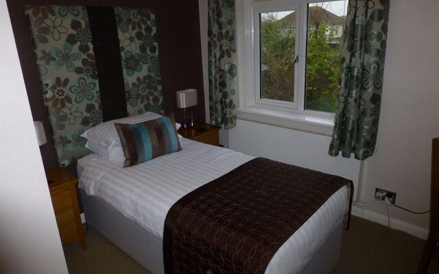 Waters Reach Guest House