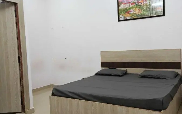 OYO 70092 Hotel Maharaja
