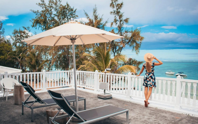 Astroea Beach Hotel