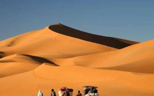 Auberge Kasbah Dar Sahara Tours - Hostel