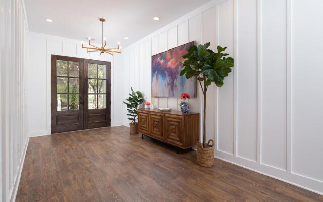 The White House on the Horseshoe