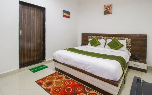 Treebo Trend Skylight Royal Stay