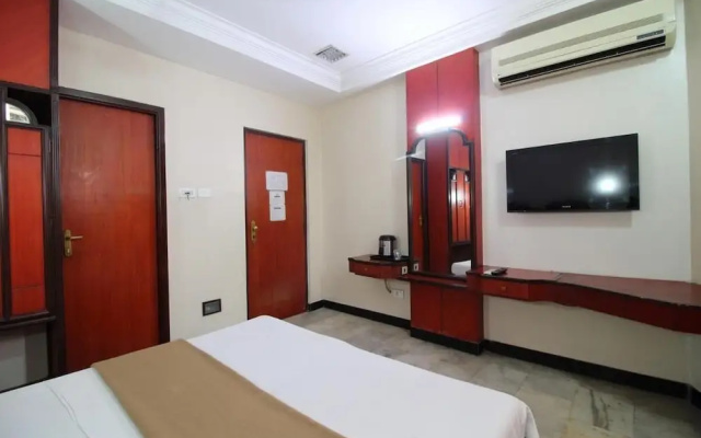 Hotel Naveen