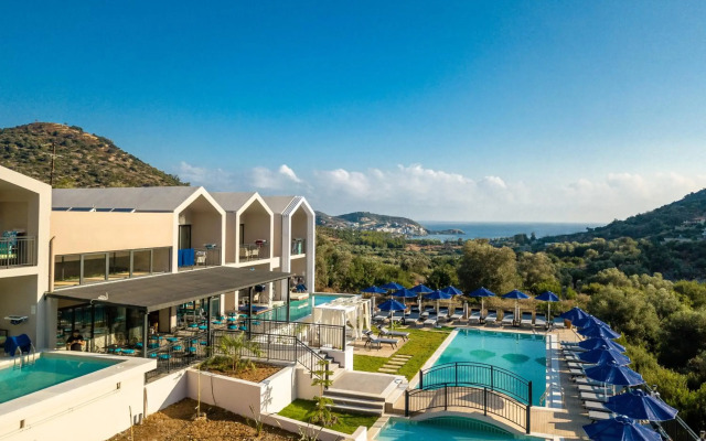 T Hotel Premium Suites