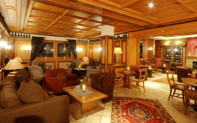 MANNI The Hotel