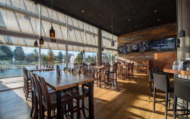 Coast Chilliwack Hotel by APA