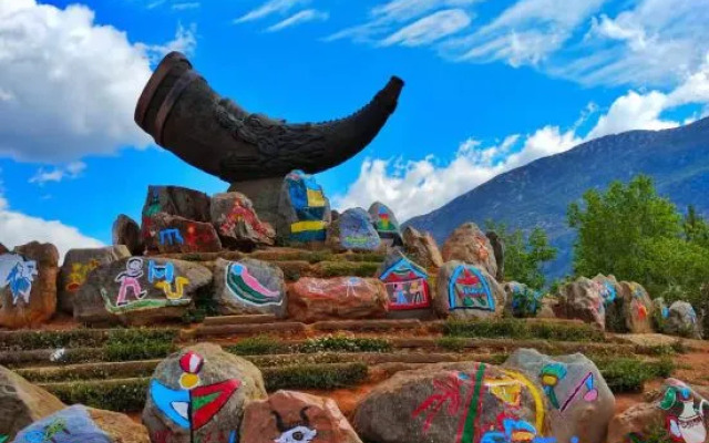 Orange City Hotel No. 2 (Zhongyi Market, the Old Town of Lijiang)