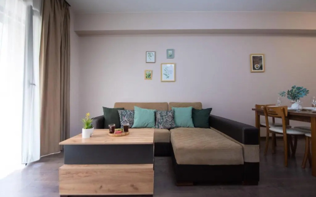 GG home - cozy 1 bedroom apartment on Kazbegi avenue 15