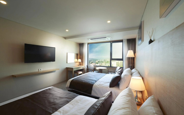 Benikea Jungmun Hotel