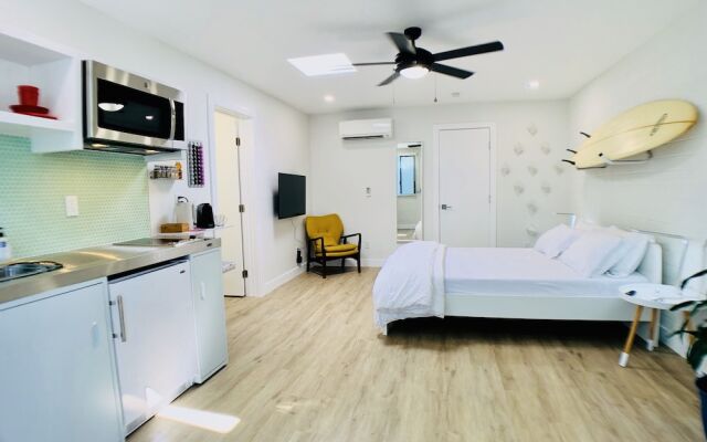 Intimate Well Appointed-Old Town-Pool