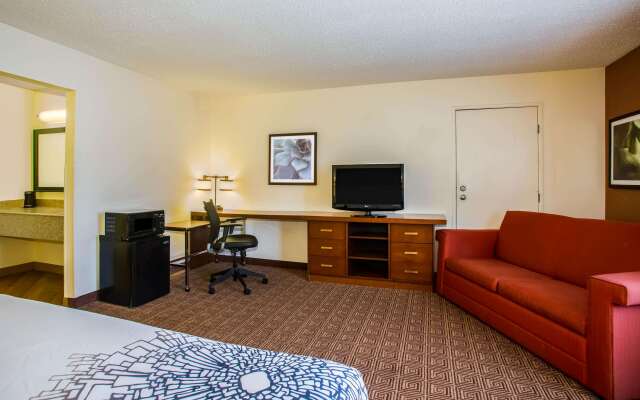 La Quinta Inn & Suites by Wyndham Columbia