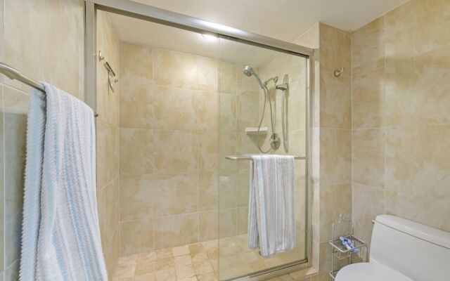 Sea Isles Condo