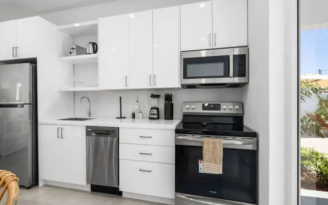 Newly Built Private Pool 3BR Parking Wi-fi