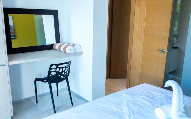 Menesse 32 102 by Mikitito Rentals